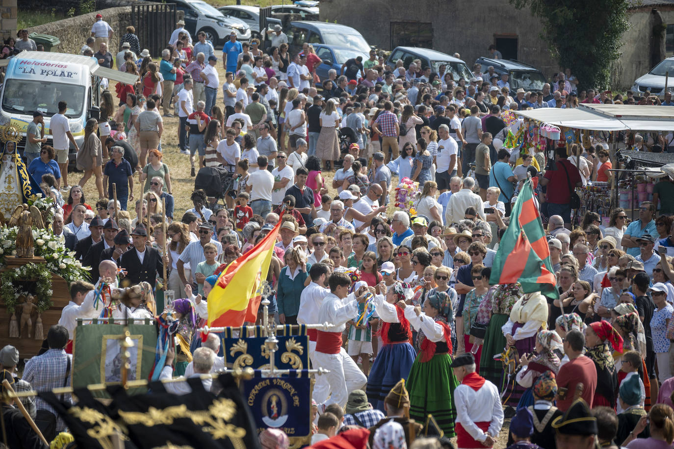 Fotos: Los pasiegos honran a la Virgen de Valvanuz