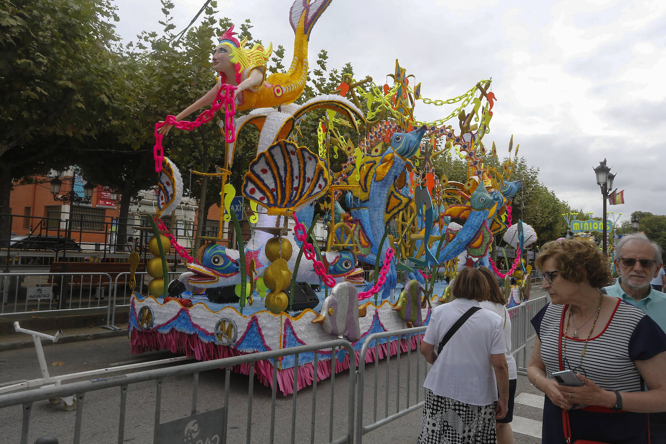 Fotos: Las carrozas de la Gala Floral, en imágenes