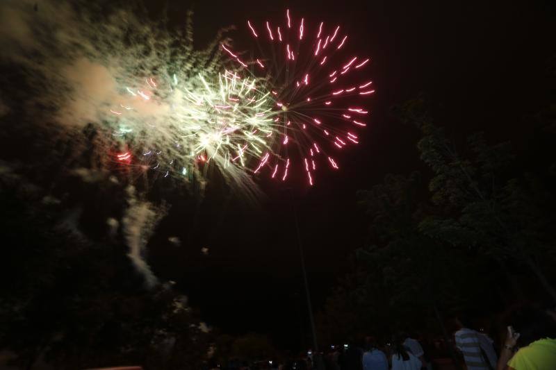 Fotos: Fuegos artificiales en Torrelavega