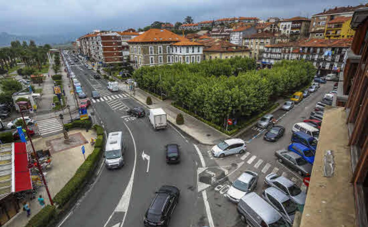 Imagen de archivo de la vista del centro urbano de San Vicente de la Barquera.