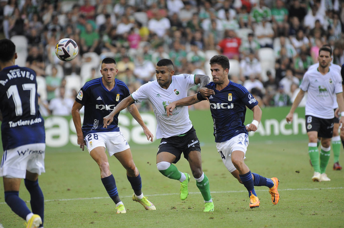 Fotos: El Racing sigue sin ganar en Segunda