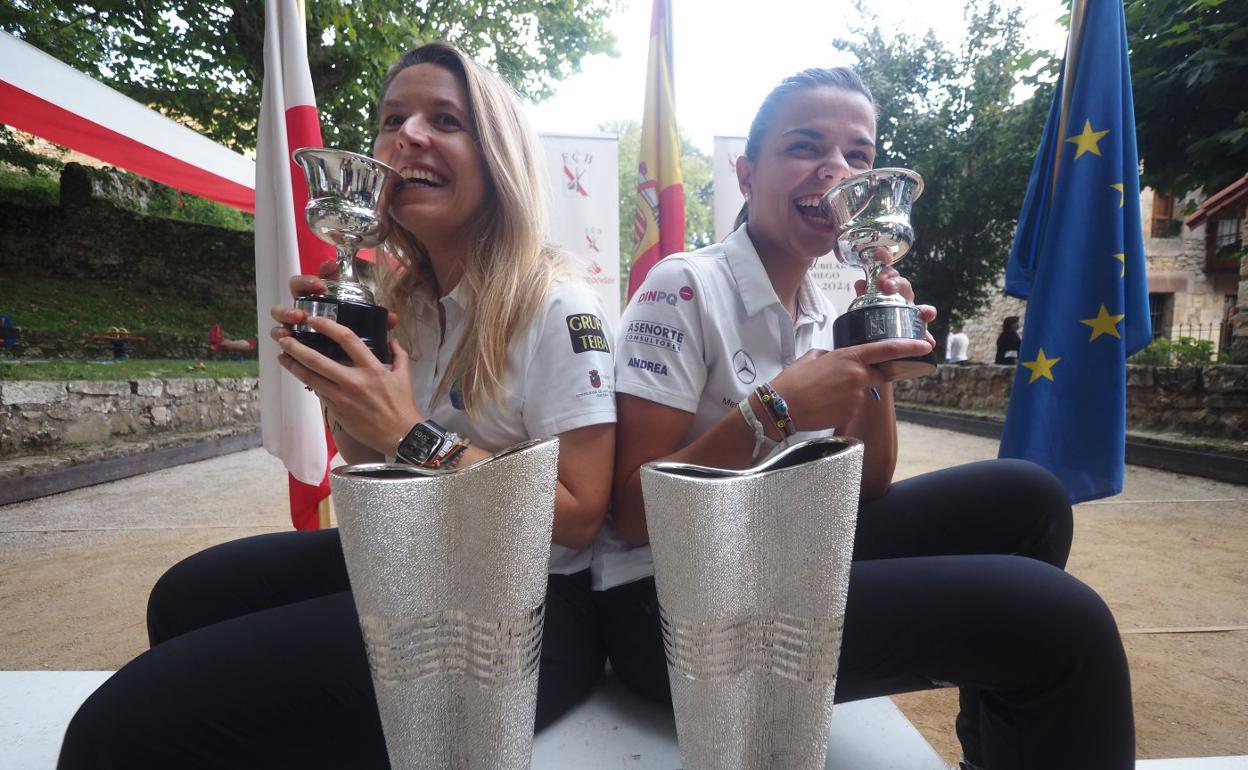 Laura Abascal y Andrea Gómez, campeonas regional de parejas en Quintana de Toranzo. 