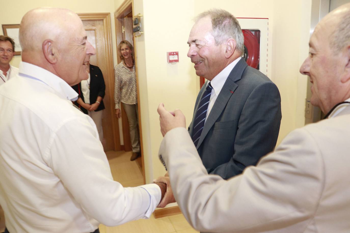 Fotos: Imágenes del acto de hermanamiento entre San Vicente y Pornichet