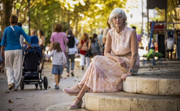 «No se cerrará ningún centro educativo en la Cantabria rural mientras haya alumnos»