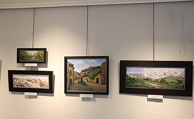 Imagen principal - El pintor Joan Coloma expone sus cuadros en la Casa de Cultura de Potes