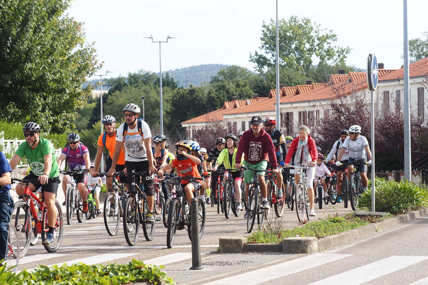 Fotos: Torrelavega, sobre dos ruedas