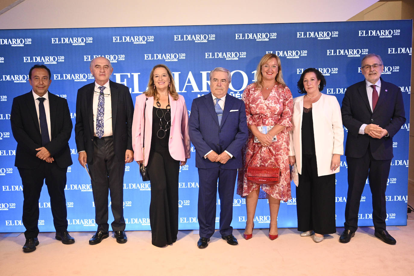 Carlos Fernández (izquierda), Carlos Martínez, Yolanda Algorri, Víctor Bustillo, Iciar Amorrortu, Margarita Herrero y Ángel Pazos.