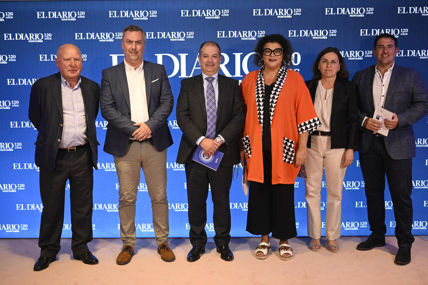 Feliciano Vega (izquierda), Alejandro Sanz, Rubén Calderón, Olga Agüero, Isabel Cuesta y Emérito Astuy.