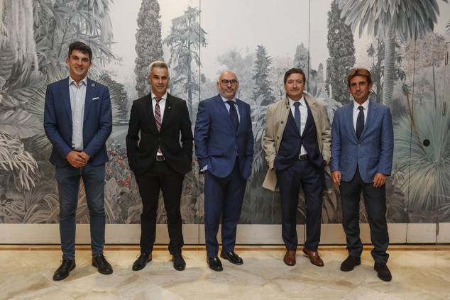 Daniel Fernández, David López, Fernando Rodiño, Jesús Alonso y Arturo Castillejo.