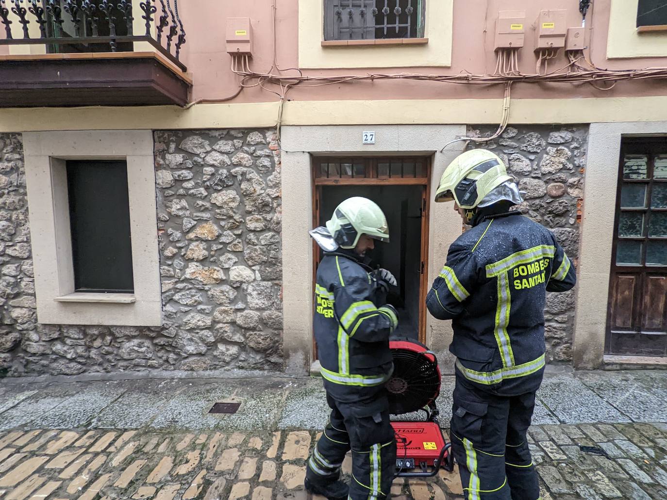 Fotos: Incendio en el establecimiento Dolce Vita de Laredo