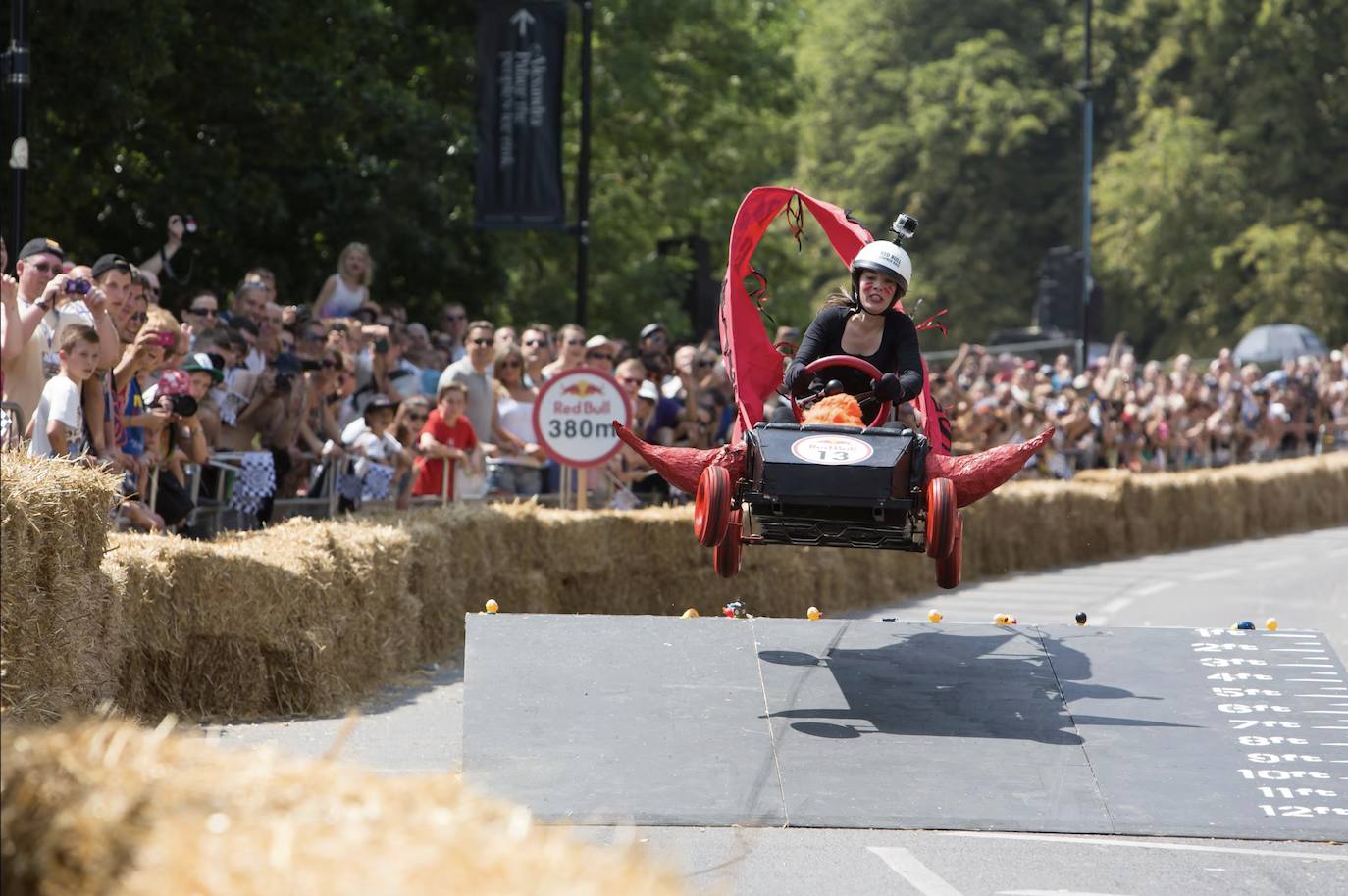 Fotos: Así son las carrera de Autos Locos de Red Bull