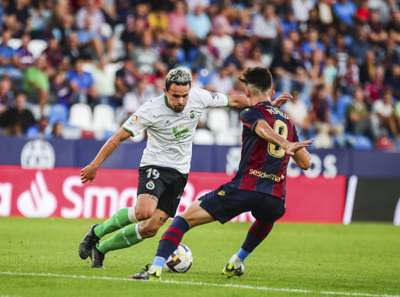 Fotos: Levante - Racing, en imágenes