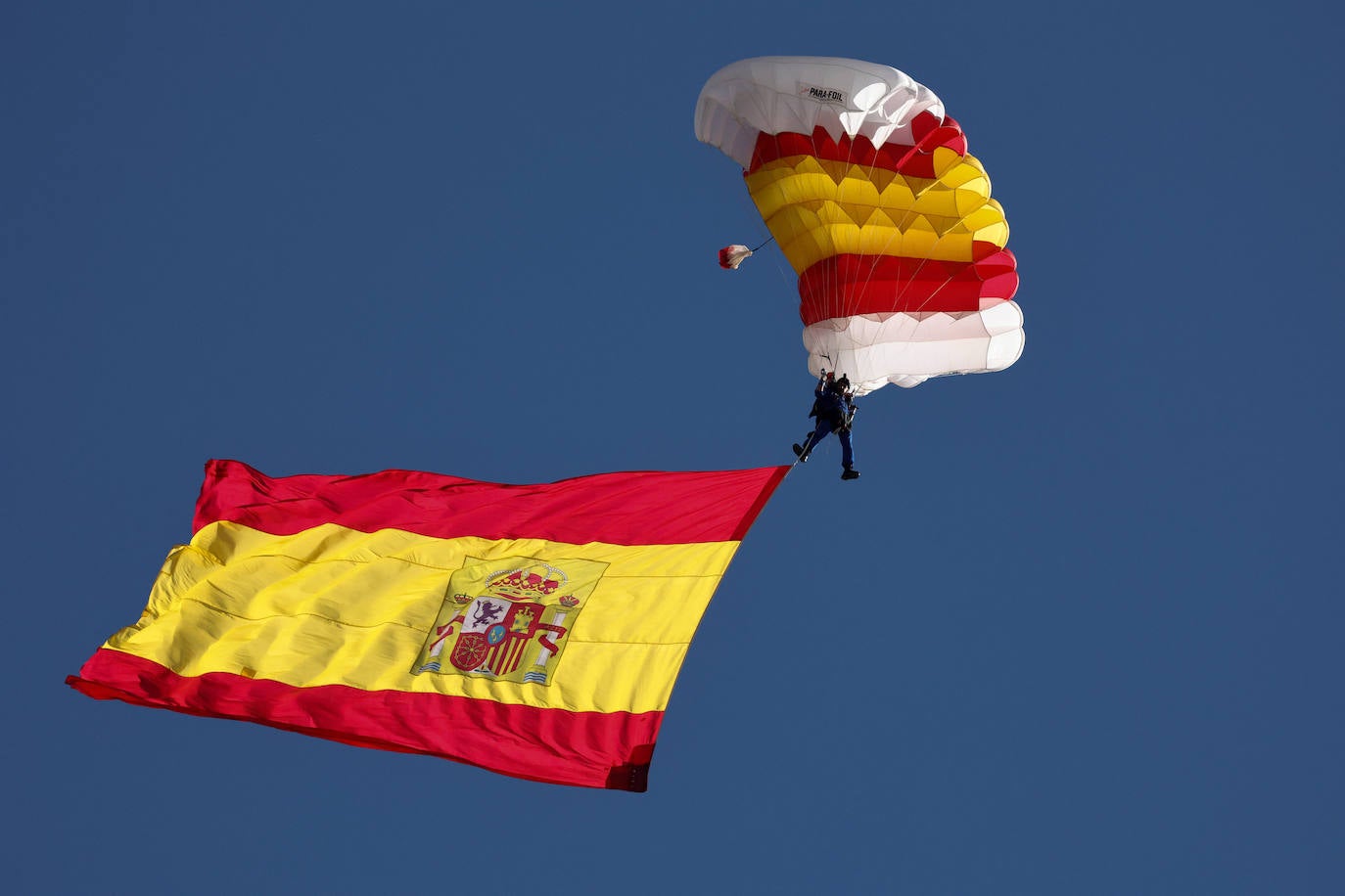 El desfile del 12 de Octubre, en imágenes