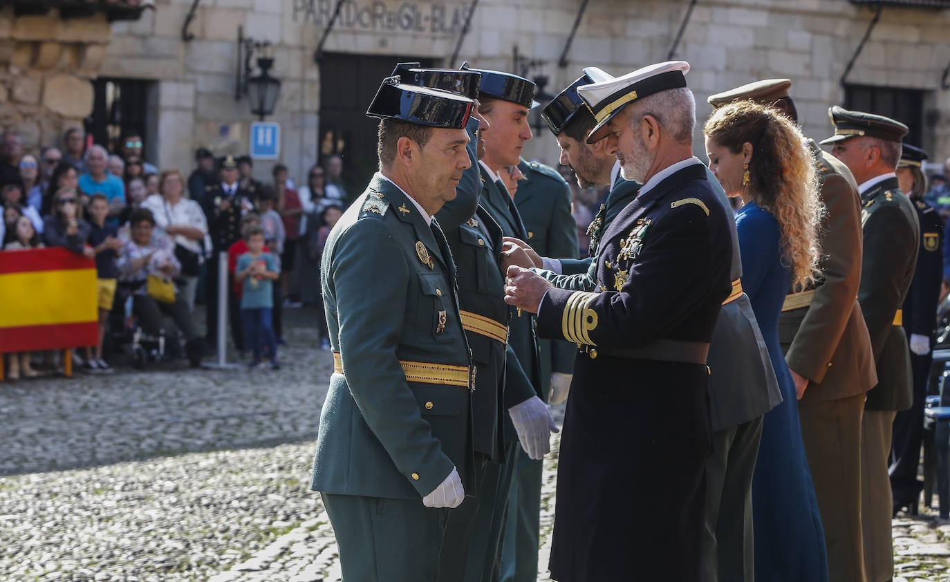 Fotos: Imágenes del acto de la Guardia Civil en Santillana del Mar