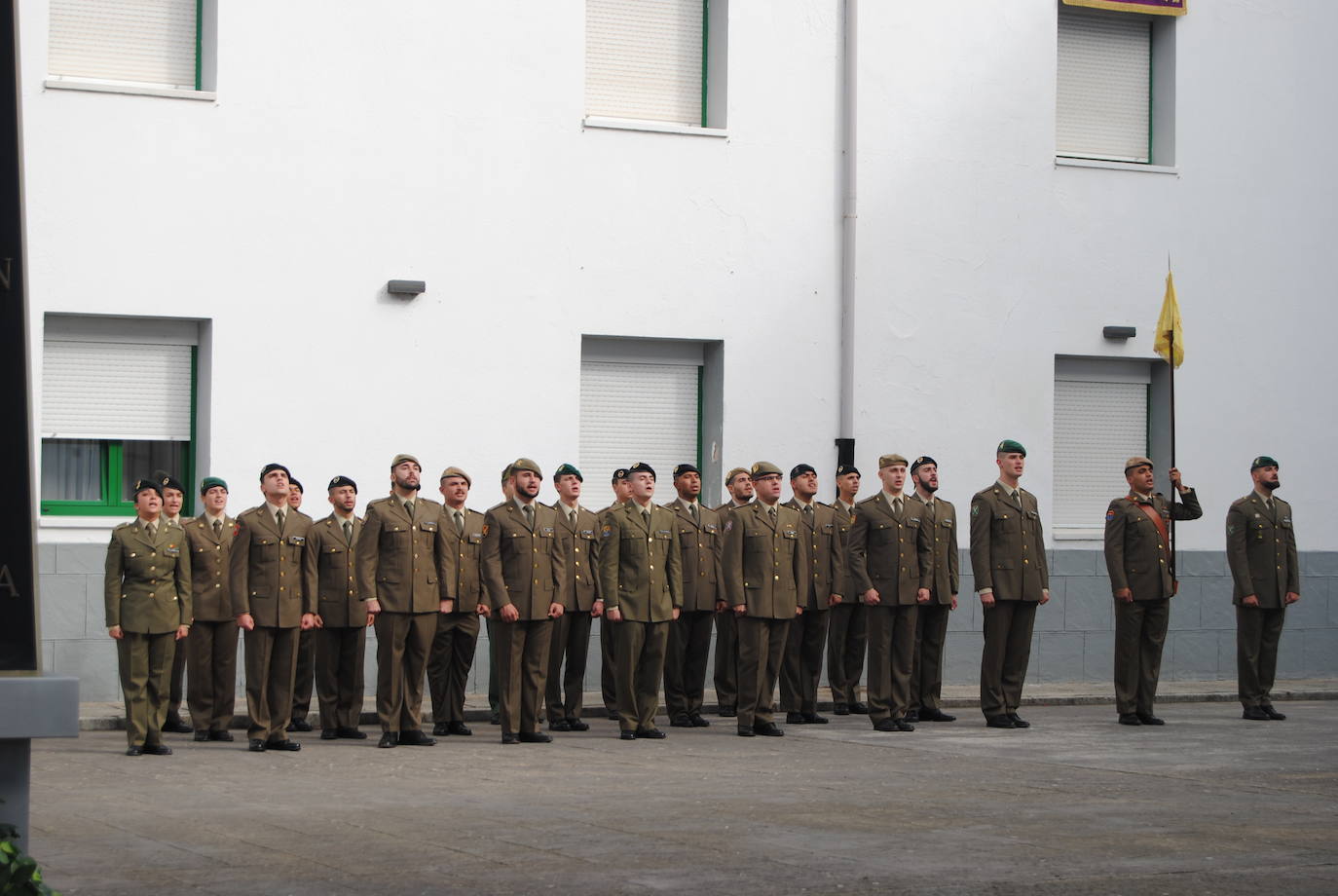 Fotos: La Residencia Militar de Santoña ha abierto este viernes sus puertas a los jóvenes militares