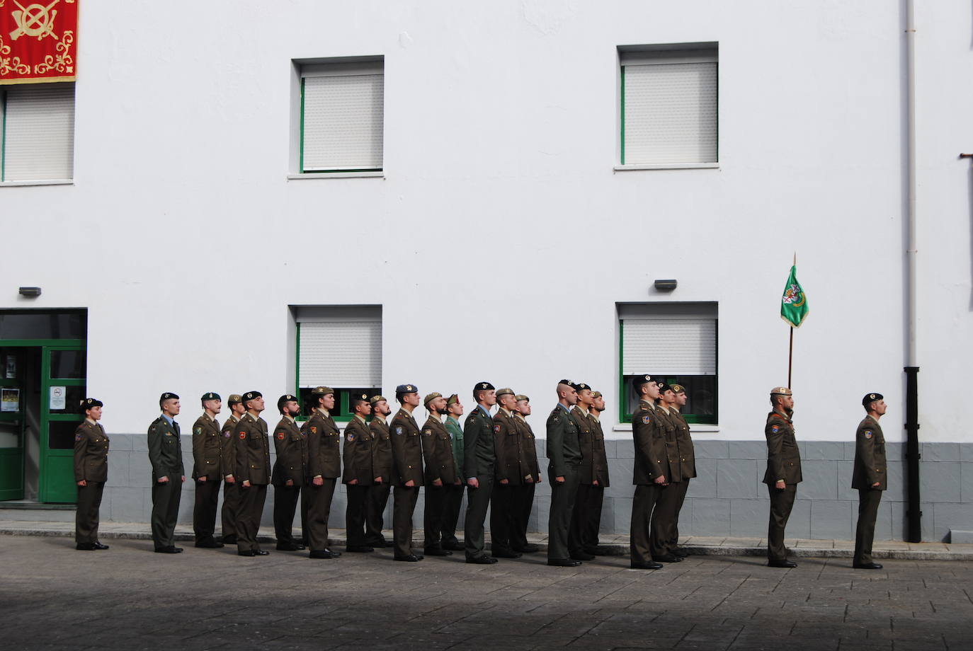 Fotos: La Residencia Militar de Santoña ha abierto este viernes sus puertas a los jóvenes militares