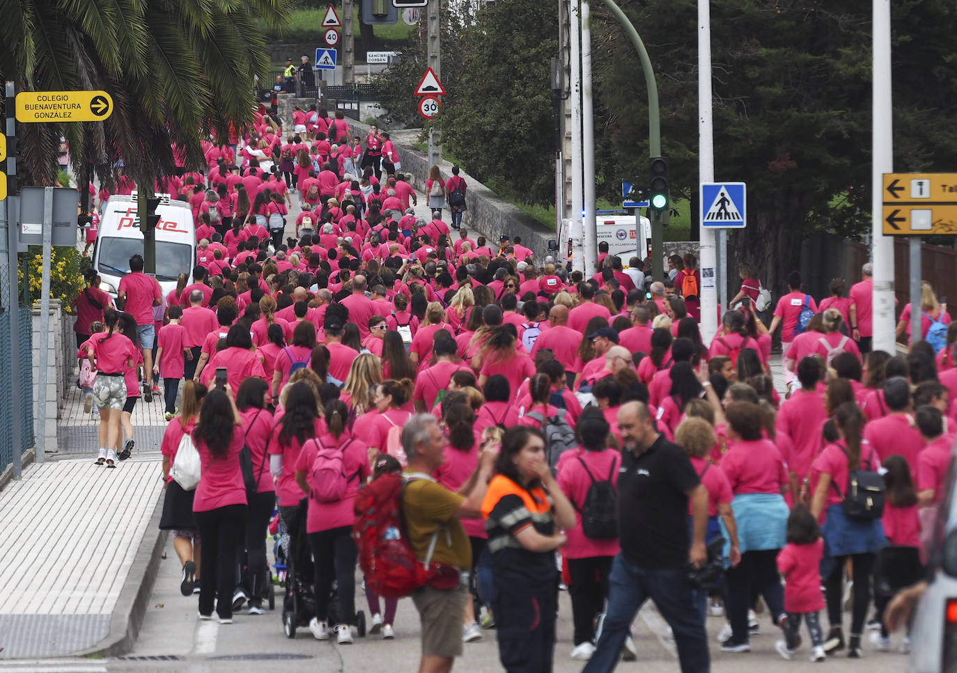 Fotos: La &#039;marea rosa&#039; de Bezana, en imágenes