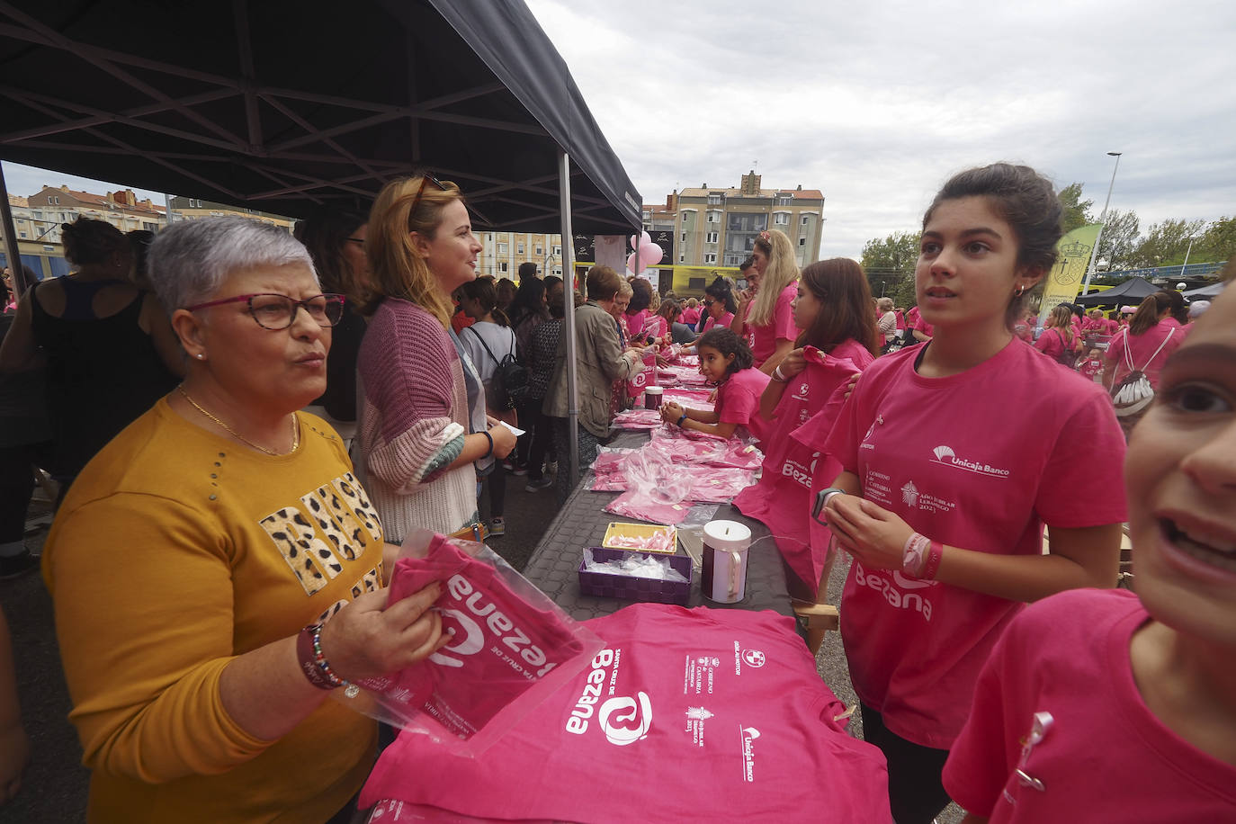 Fotos: La &#039;marea rosa&#039; de Bezana, en imágenes