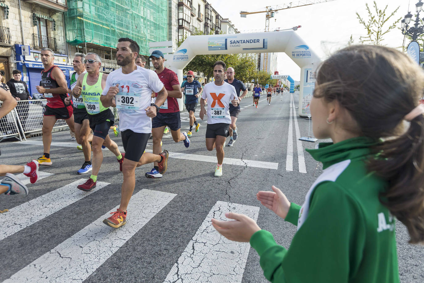 Fotos: Cerca de 500 participantes en los 10 kilómetros de Santander