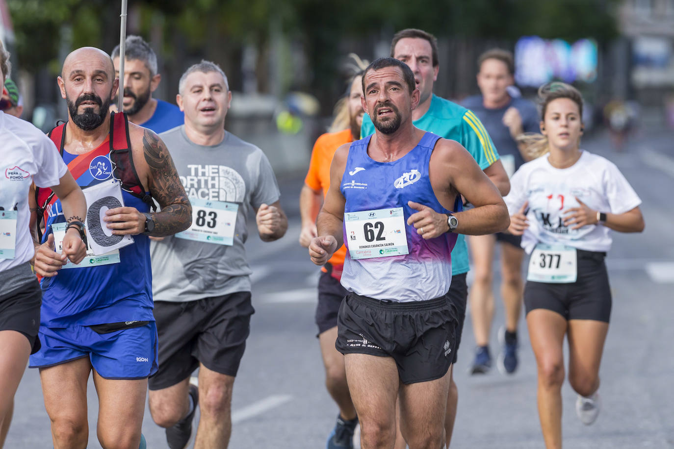 Fotos: Cerca de 500 participantes en los 10 kilómetros de Santander