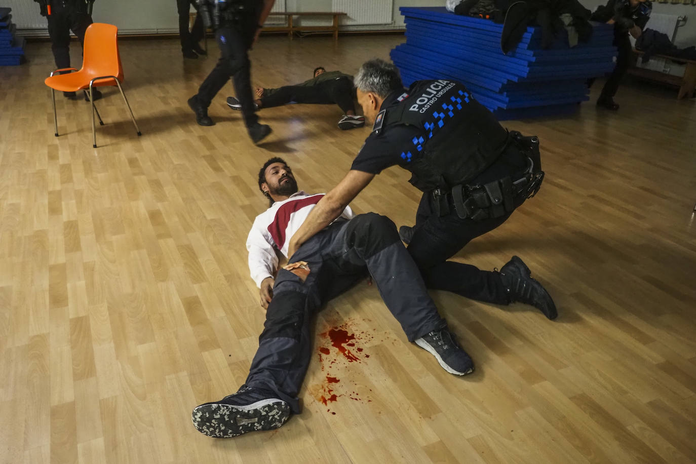 Fotos: Dos terroristas y cuatro muertos