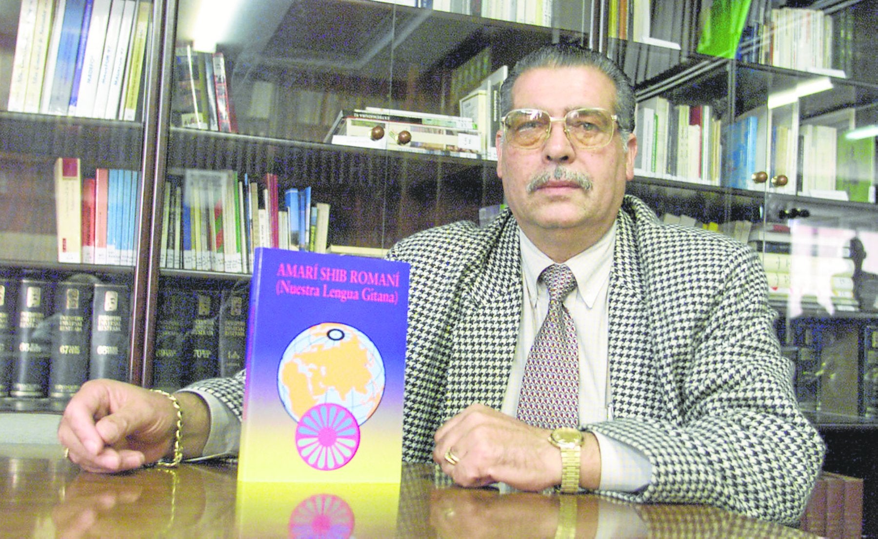 Andrés Jiménez, durante la presentación de uno de sus libros. 