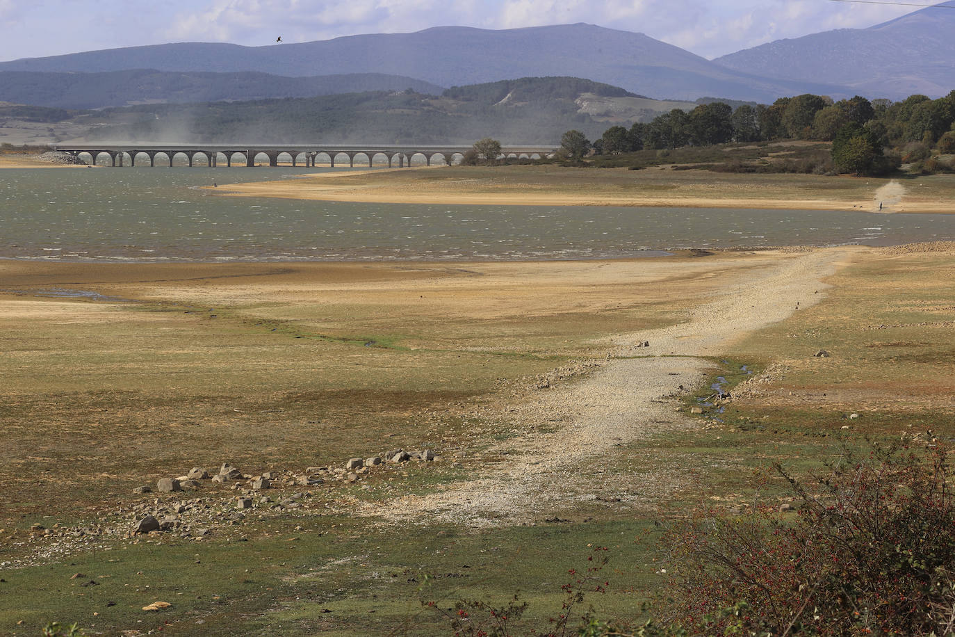 Fotos: Imáganes del Pantano del Ebro en octubre | El Diario Montañés