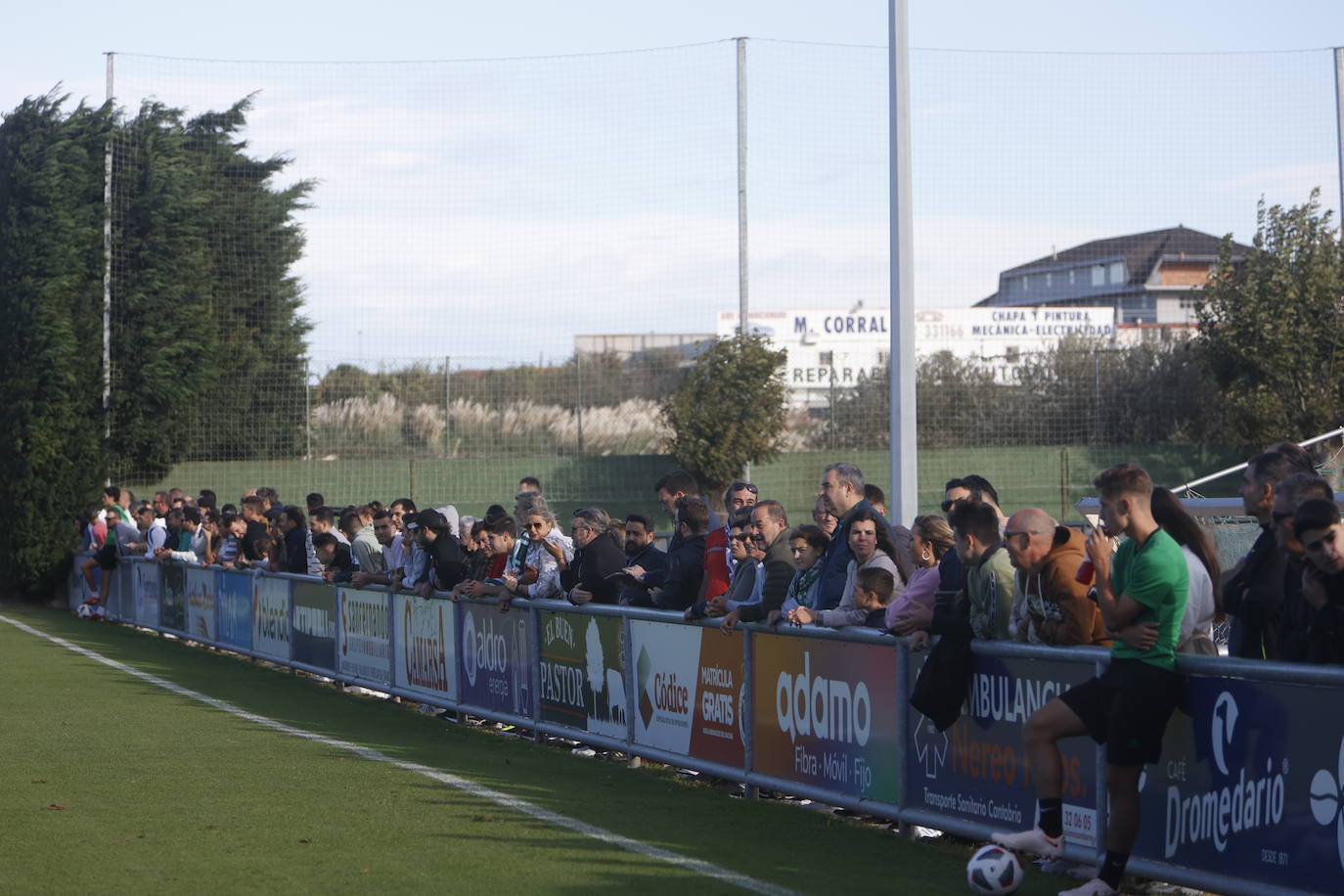 Fotos: La Gimnástica se impone al Rayo Cantabria