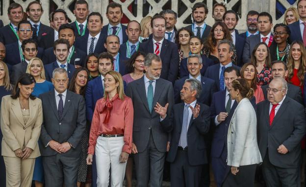 Felipe VI llama a defender los valores europeos en un contexto de «retos complejos»