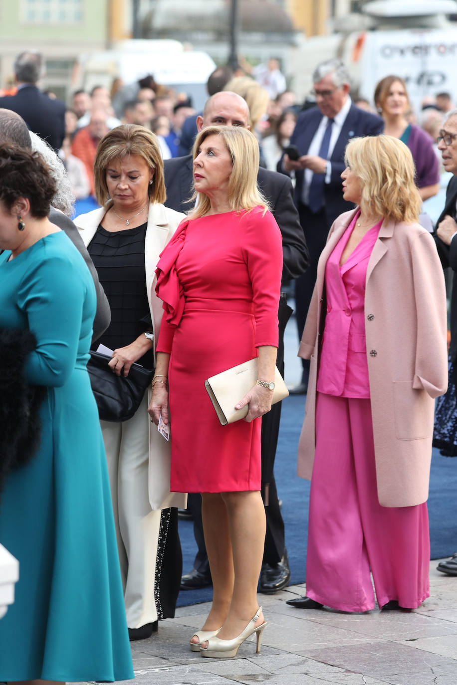 Fotos: Los diseños que pisaron la alfombra azul de los Premios Princesa