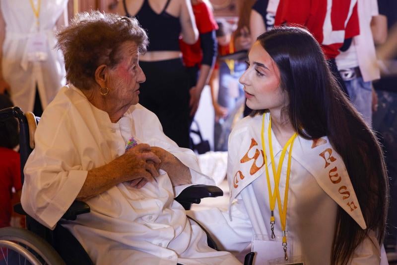 La belleza no tiene edad y con este lema, los estudiantes de la exuela de moda LISAA han organizado una pasarela con jubiladas para mostrar sus creaciones en París. Que tiemblen las tops...