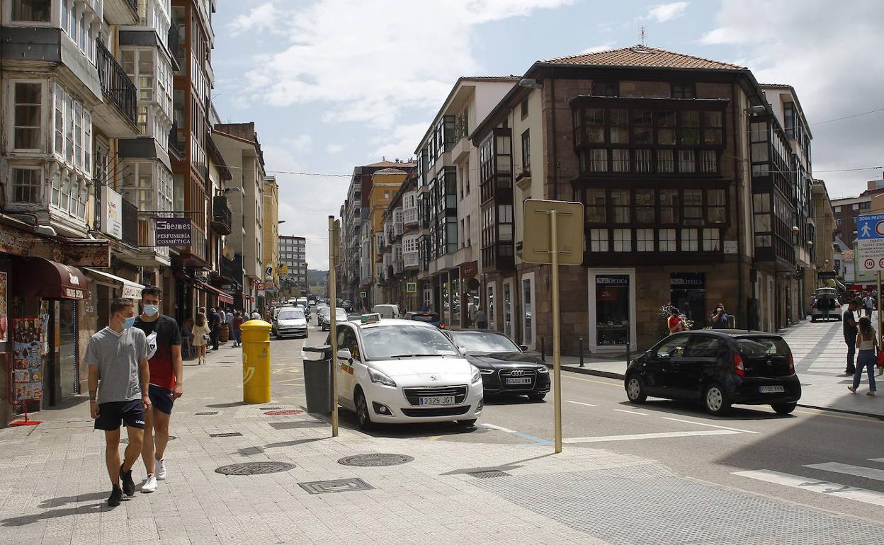 Vista de la vía que va a ser remodelada en la capital del Besaya.