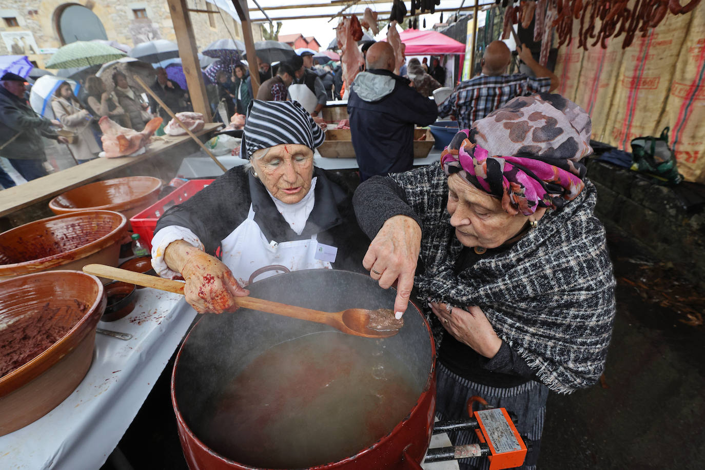 Fotos: Feria de la Alubia y la Hortaliza de Casar de Periedo, este domingo