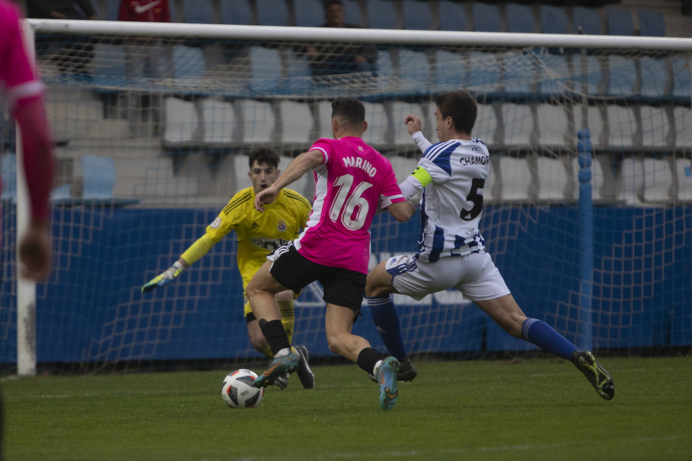 Fotos: Las mejores imágenes del partido Gimnástica-Burgos Promesas