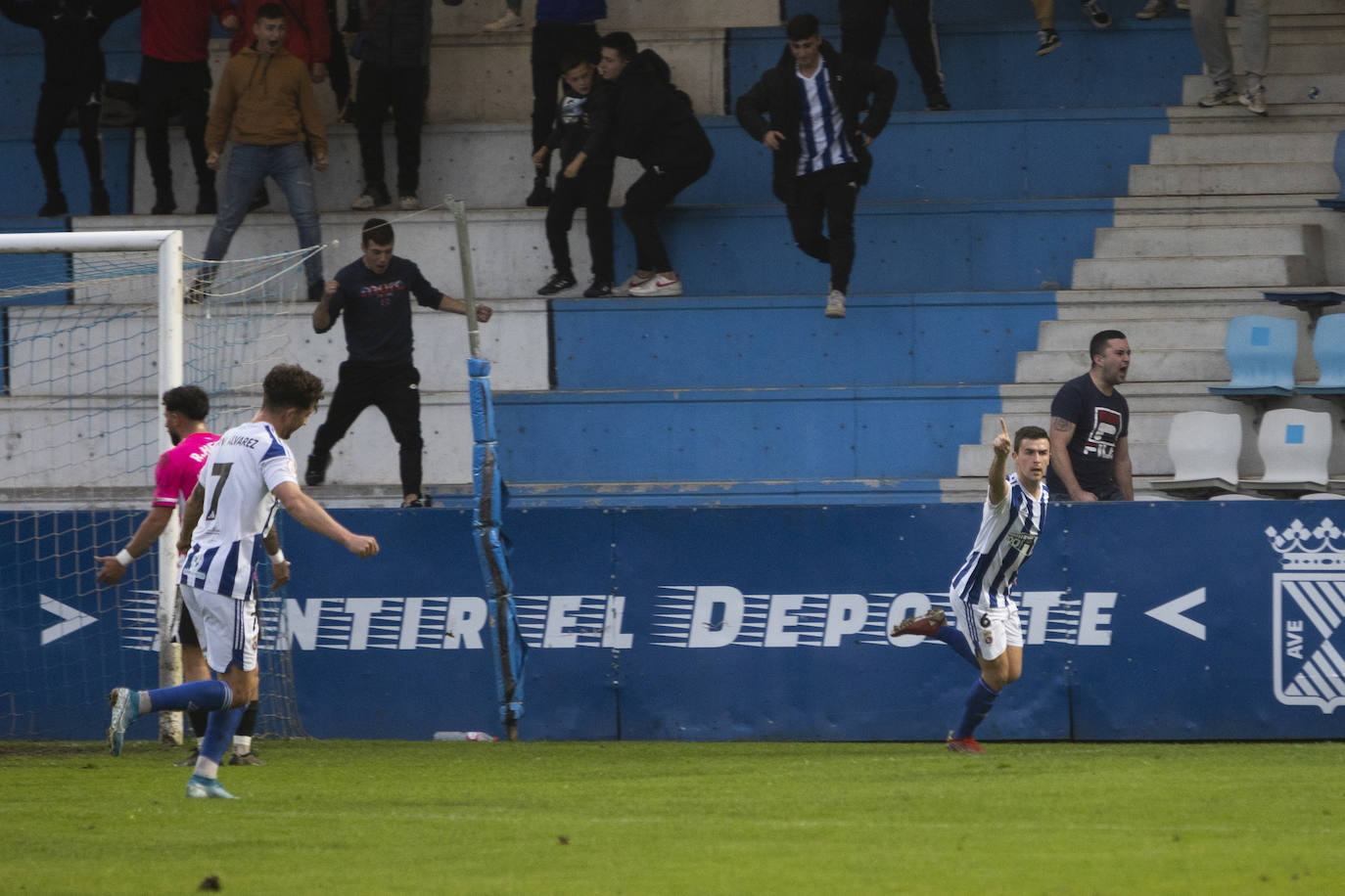 Fotos: Las mejores imágenes del partido Gimnástica-Burgos Promesas