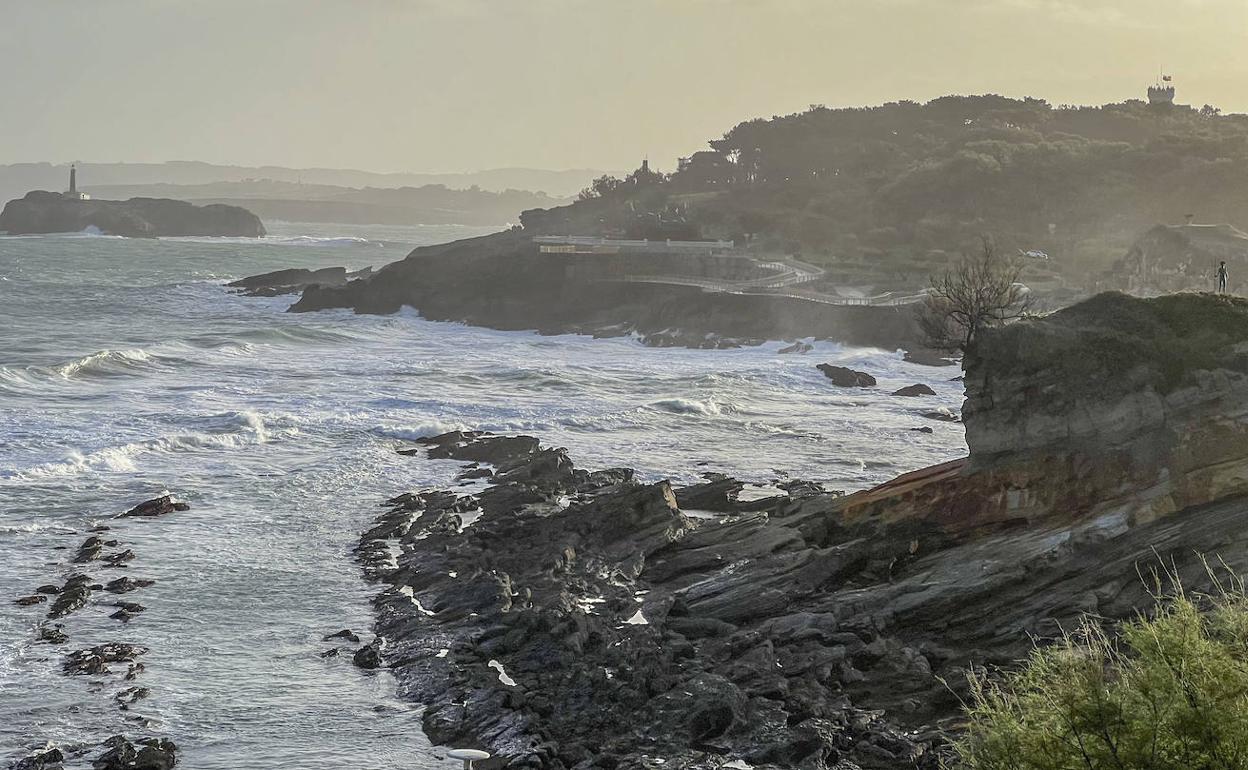 La playa de El Sardinero, en Santander, esta mañana.