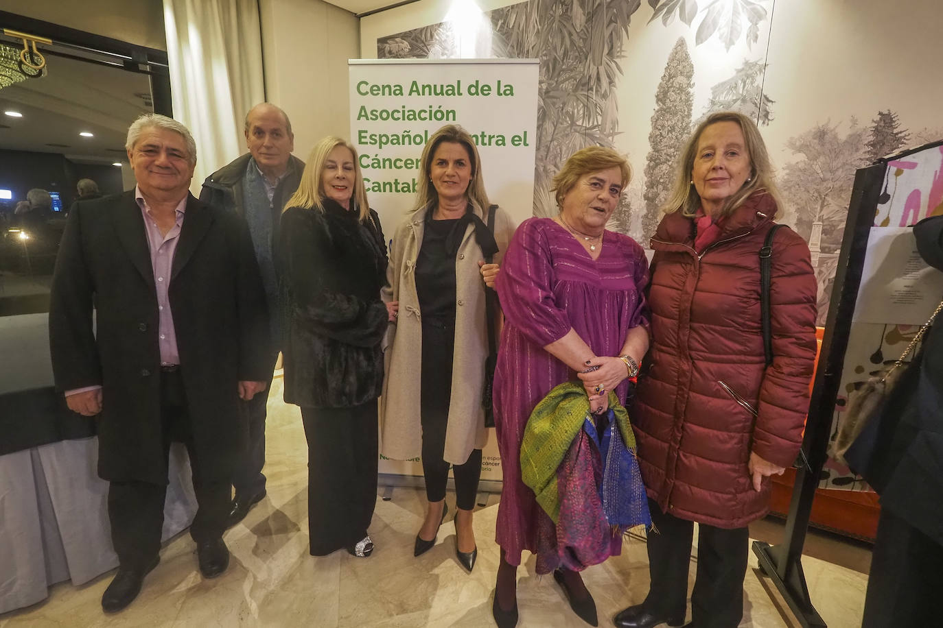 Fernando Sánchez, Víctor Barca, Genti Pérez, Conchi Méndez, Ana Alvarado y Puri Pacheco.