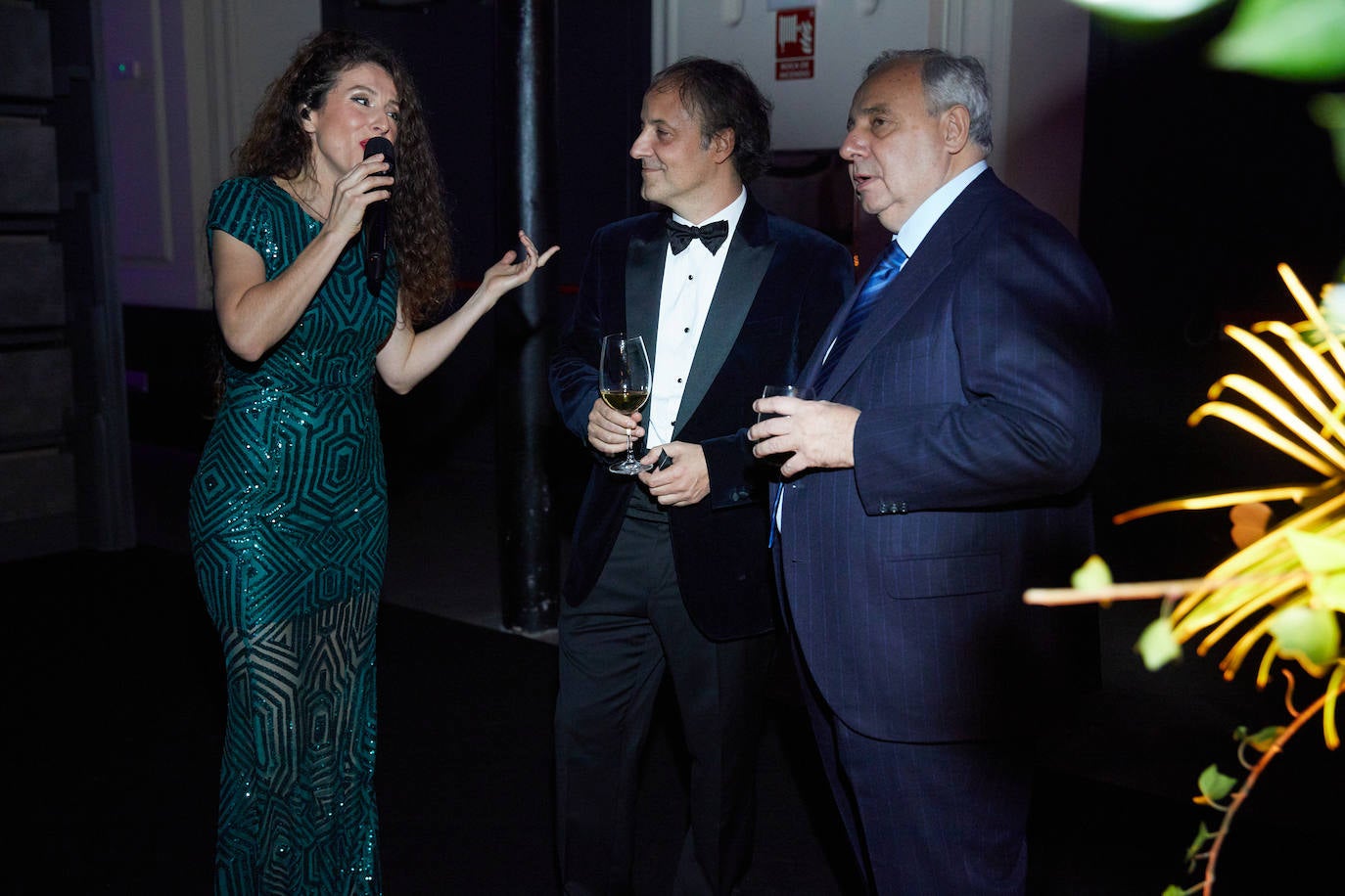 En el centro, Narcís Rebollo, presidente de Universal Music para España y Portugal, junto a su cuñado Fernando Martínez de Irujo. 