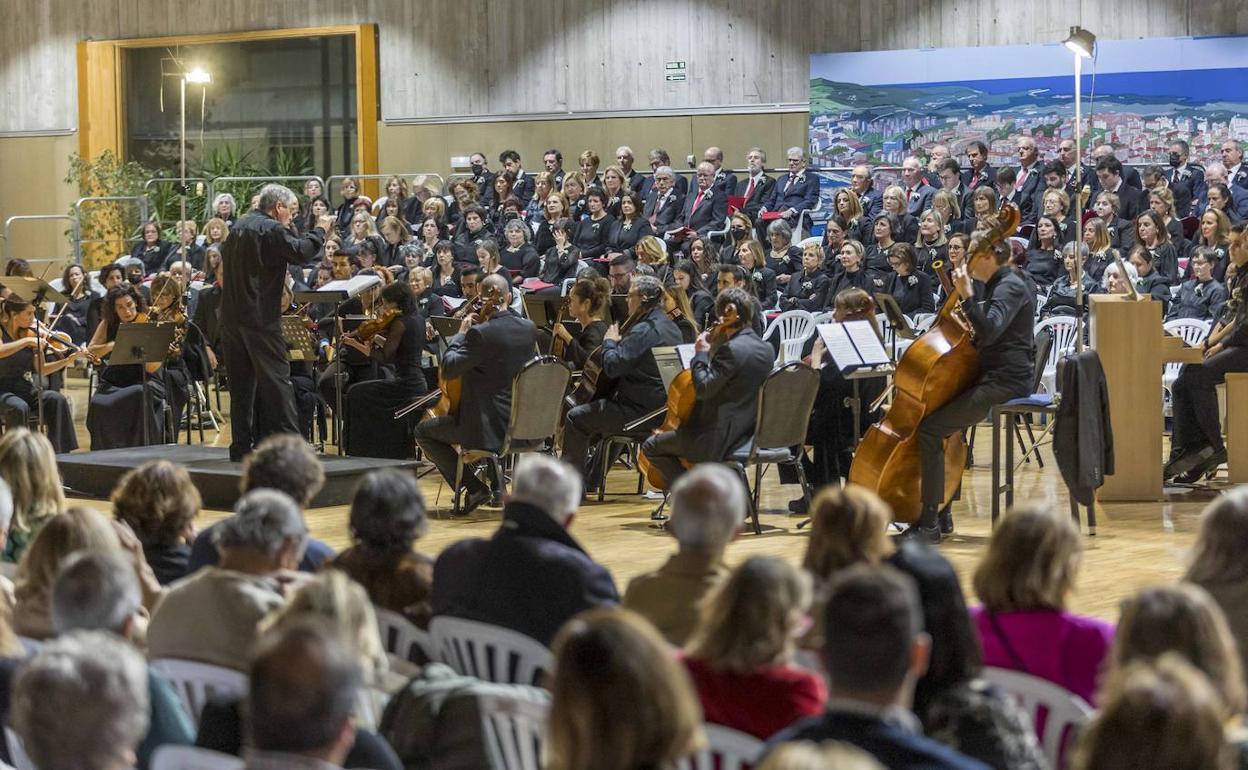 Un momento del concierto, celebrado en el Palacio de Congresos, y que estuvo dirigido por Manuel Galán.