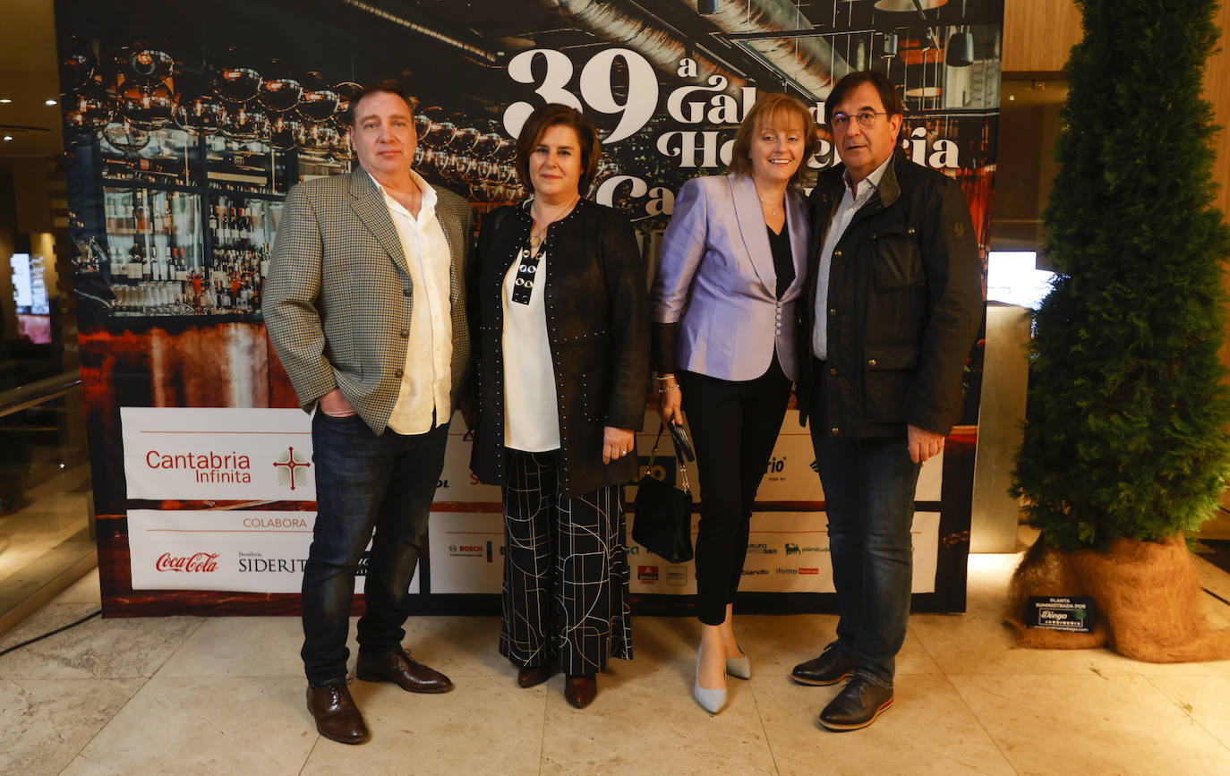 Marc William, Carmen Villanueva, Carmen Abad y Juan Carlos Lázaro. 