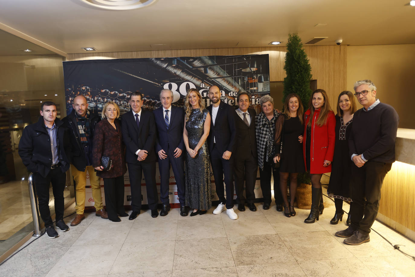 Iñigo Ortiz, Roberto Cuesta, Carmen Pérez, Francisco Agudo, José Manuel Igual, Bárbara Gutiérrez, Marco Pérez, Ramón Meneses, Gloria Oms, Cristina Campo, Alicia Pila, Eva Pérez y Antonio Margallo.