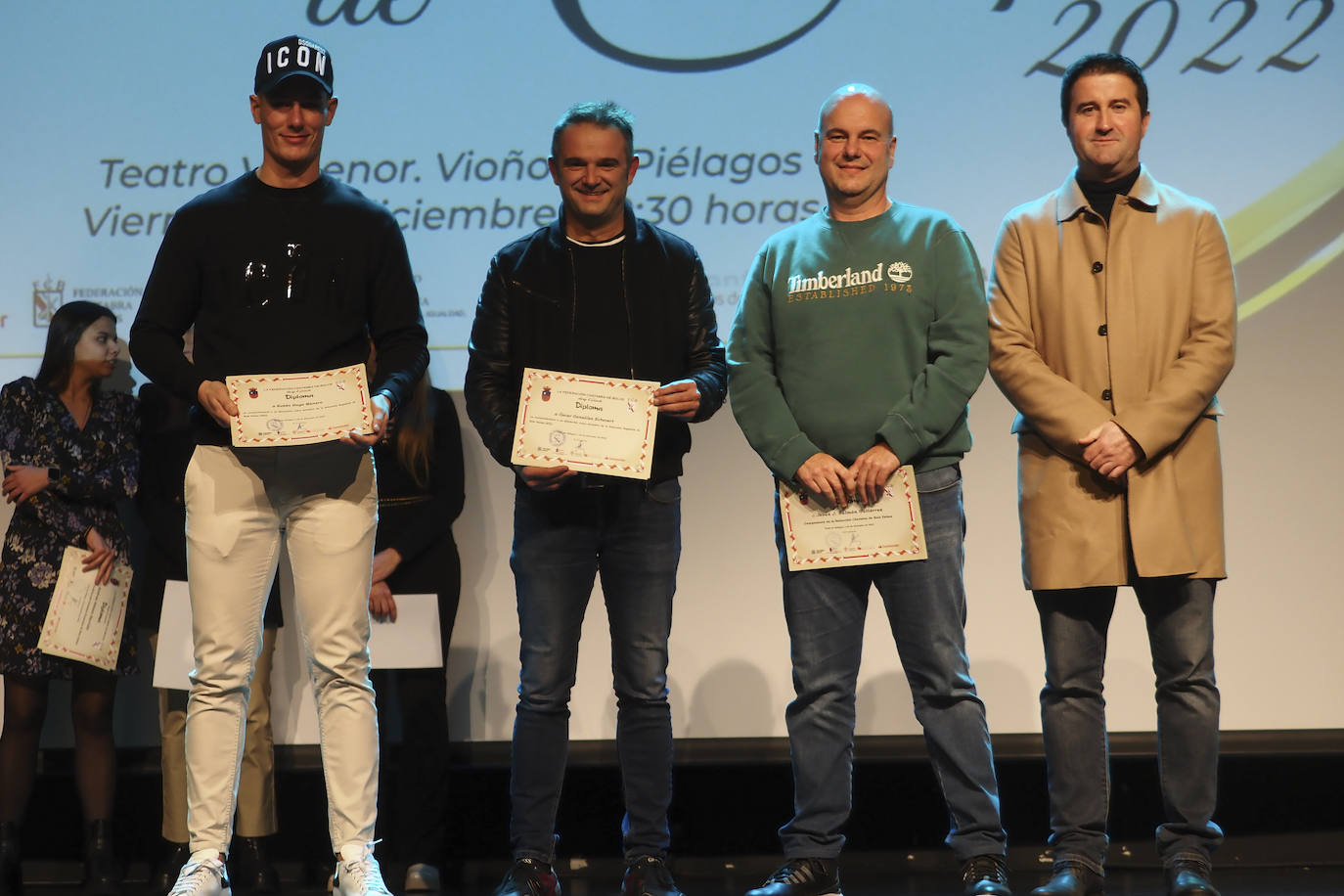 Selección española. Víctor González, Óscar González, Jesús Salmón y Luis Antonio Sañudo.