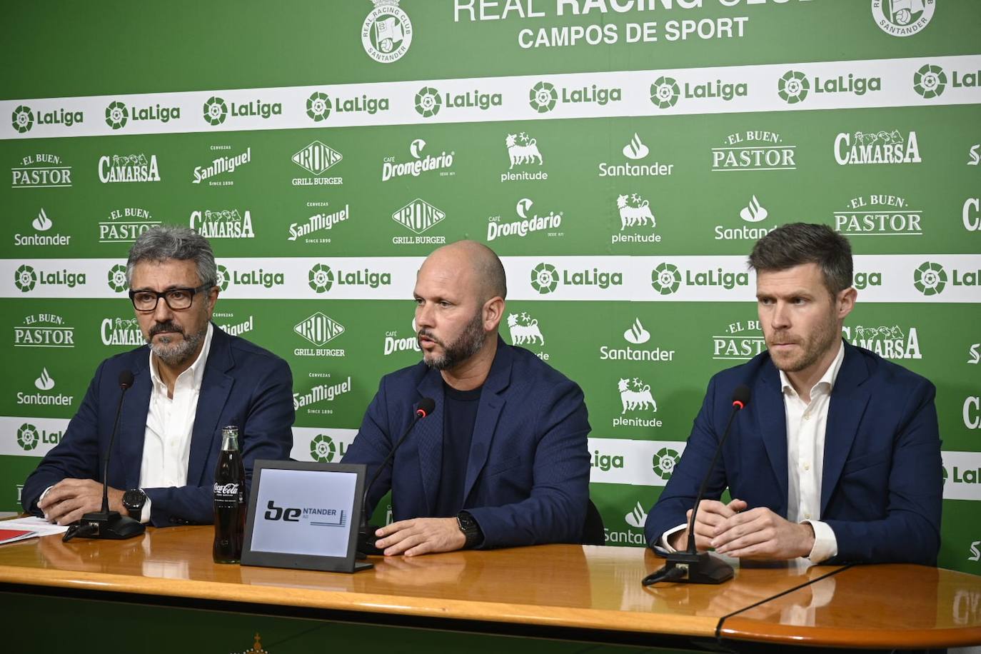 Momento de la rueda de prensa de presentación.