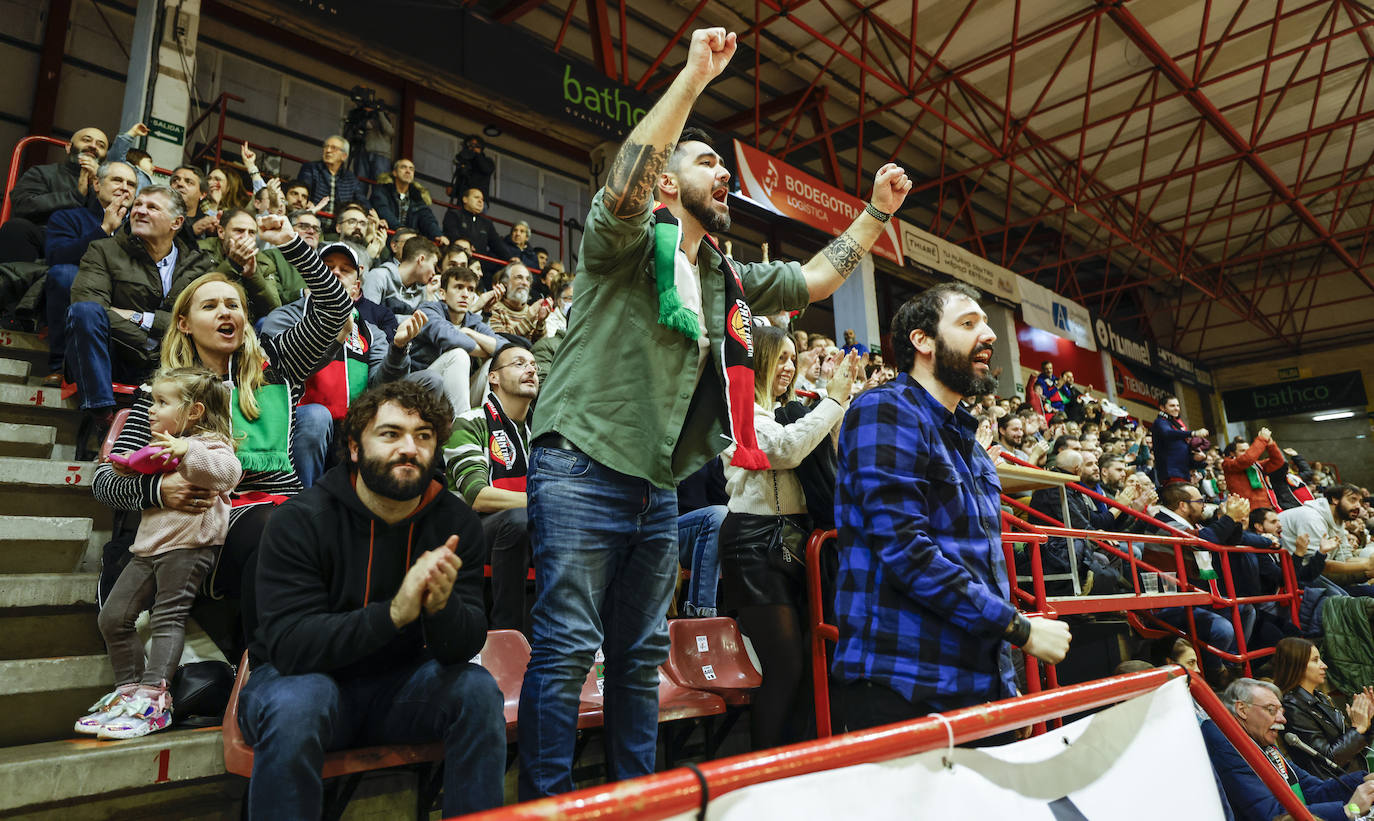 Fotos: El Grupo Alega se queda sin premio ante Estudiantes