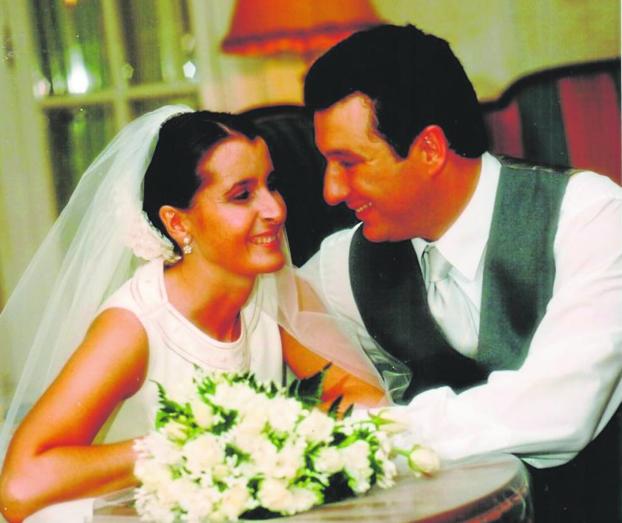 Lucía Sánchez de la Nieta y Cristóbal Palacio se dieron el 'sí, quiero' el 15 de agosto de 1998 en la iglesia de Santa Lucía de Santander. 