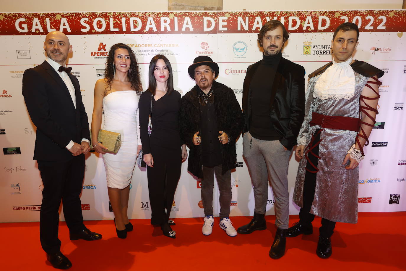 Los médicos Diego Castanedo, Raquel Varea, Paula Calleja; y los actores Jimmy Barnatán Adrián Alonos y Aser García