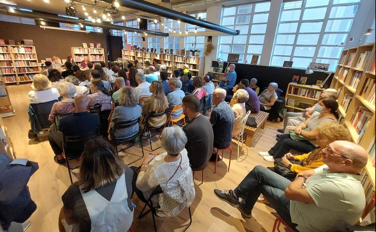 Unas las citas masivas celebradas en el espacio de la librería en su sede de Cisneros. 