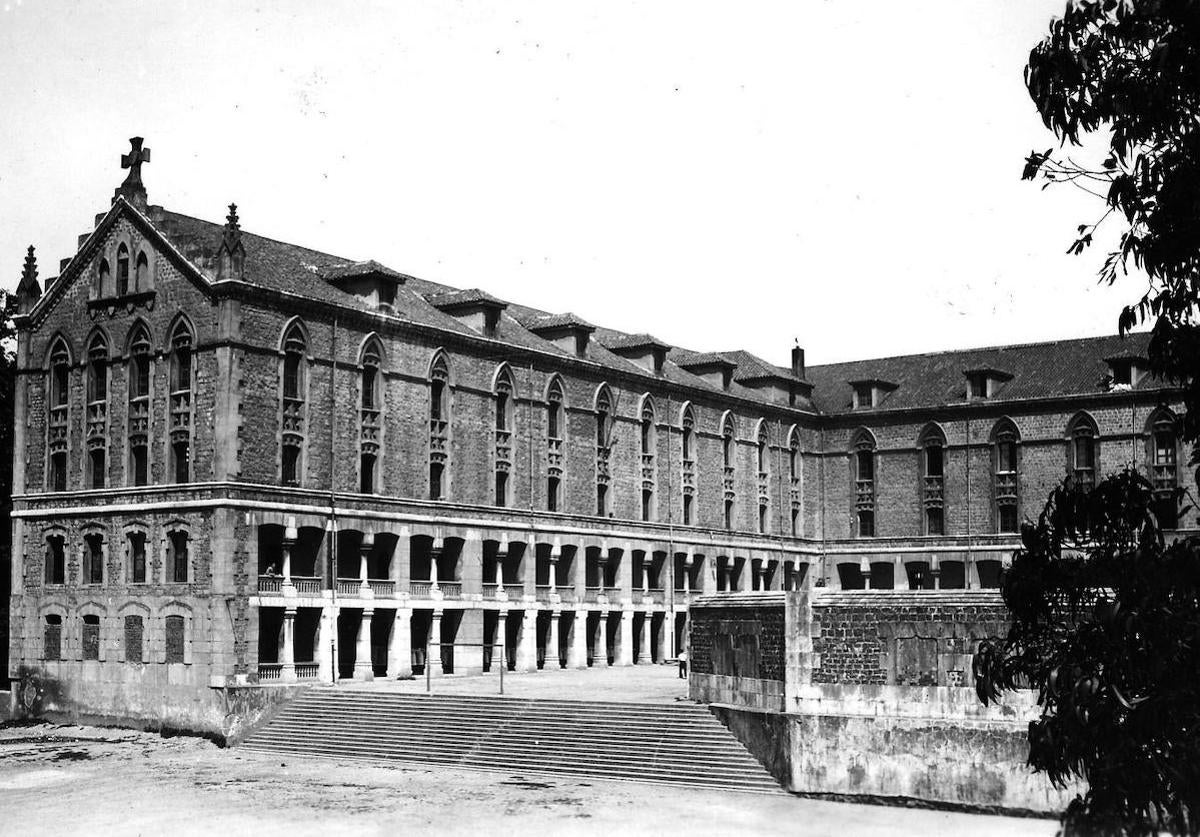 Colegio de los Saleasianos, en la calle General Dávila de Santander. DM