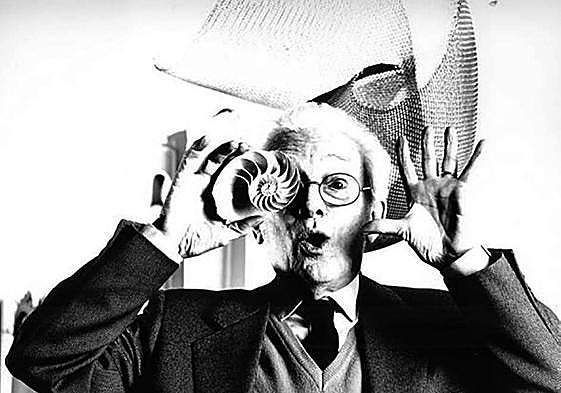 'Bruno Munari: libros ilustrados para grandes y pequeños lectores',desde la Biblioteca de Arte Libro, a modo de exposición itinerante.