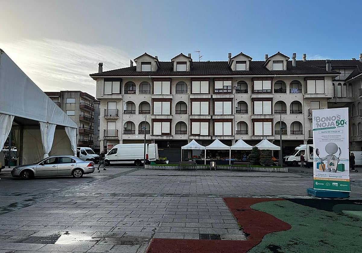 Plaza de la villa de Noja